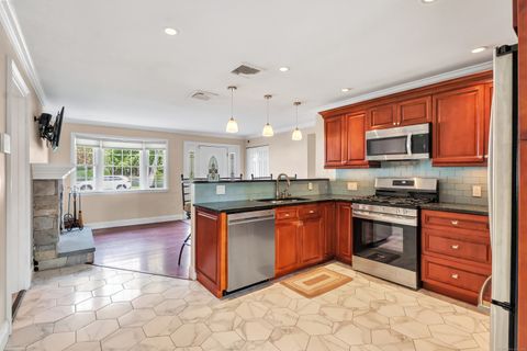Tiny photo for 6 Spindrift Lane, Milford, CT 06460 (MLS # 24135177)