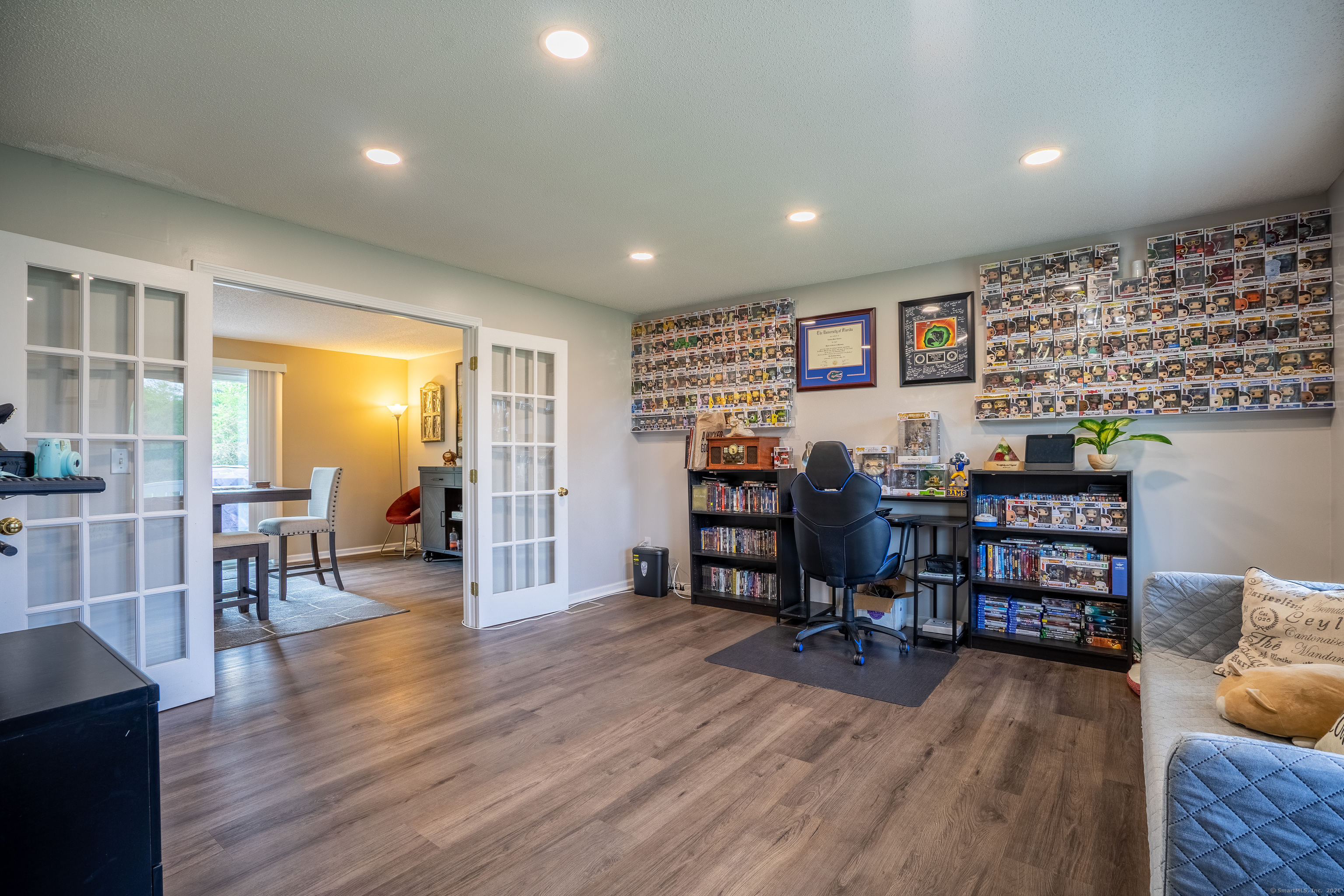 6 Salerno Drive, Enfield, Connecticut image 17