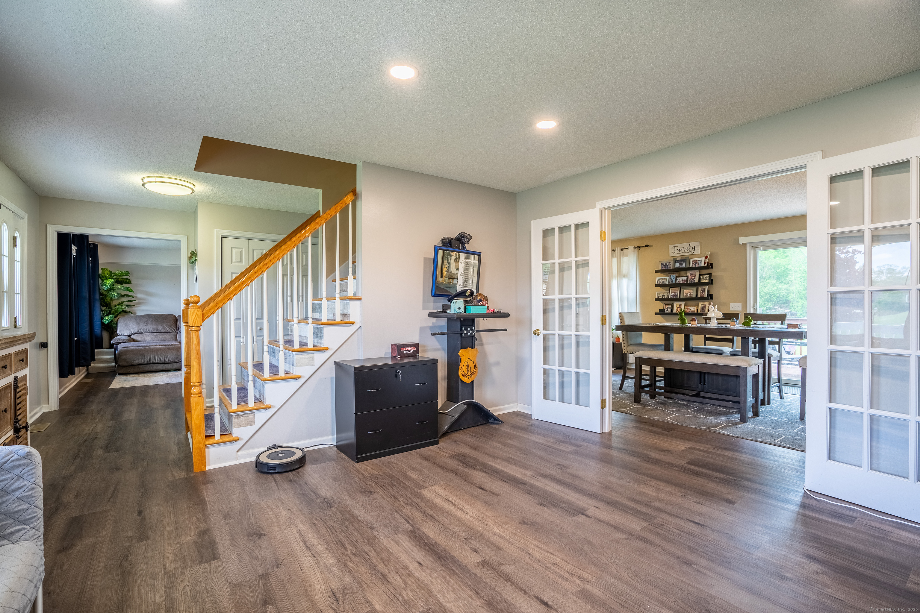 6 Salerno Drive, Enfield, Connecticut image 19