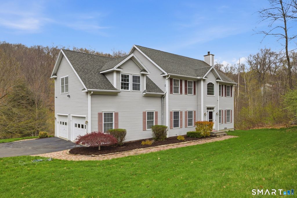 Photo of 9 Coventry Lane, Oxford, CT 06478 (MLS # 24170720)