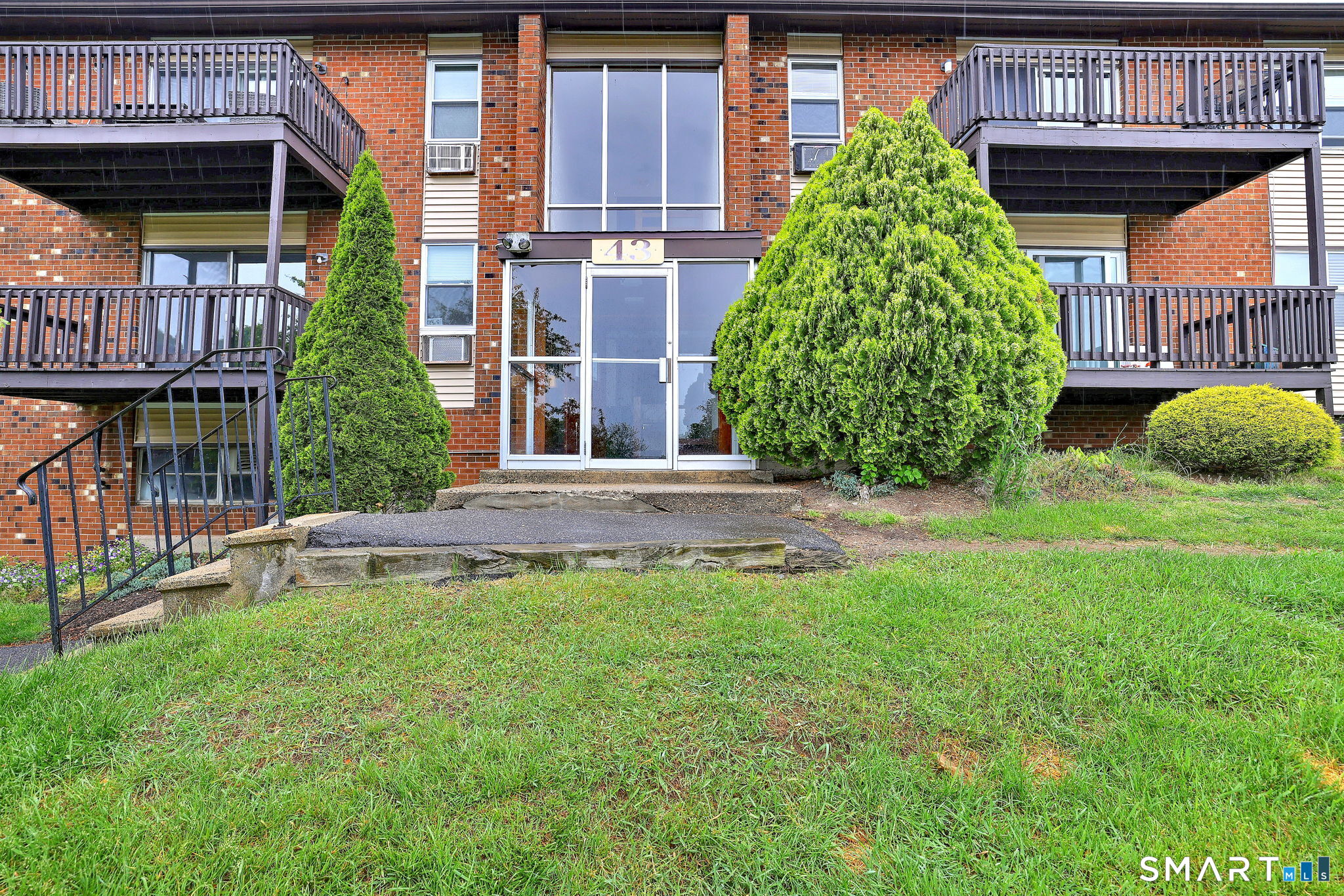 43 Balance Rock Road 11