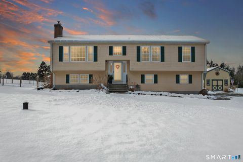 Photo of 11 King Road, Somers, CT 06071 (MLS # 24150150)