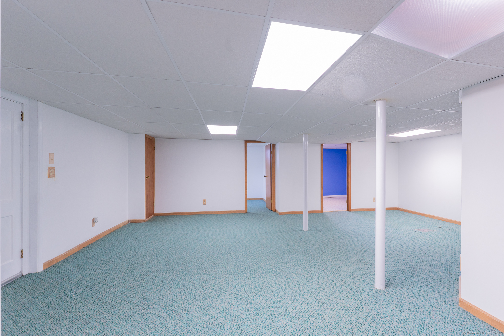 120 Knollwood Road, West Hartford, Connecticut image 22