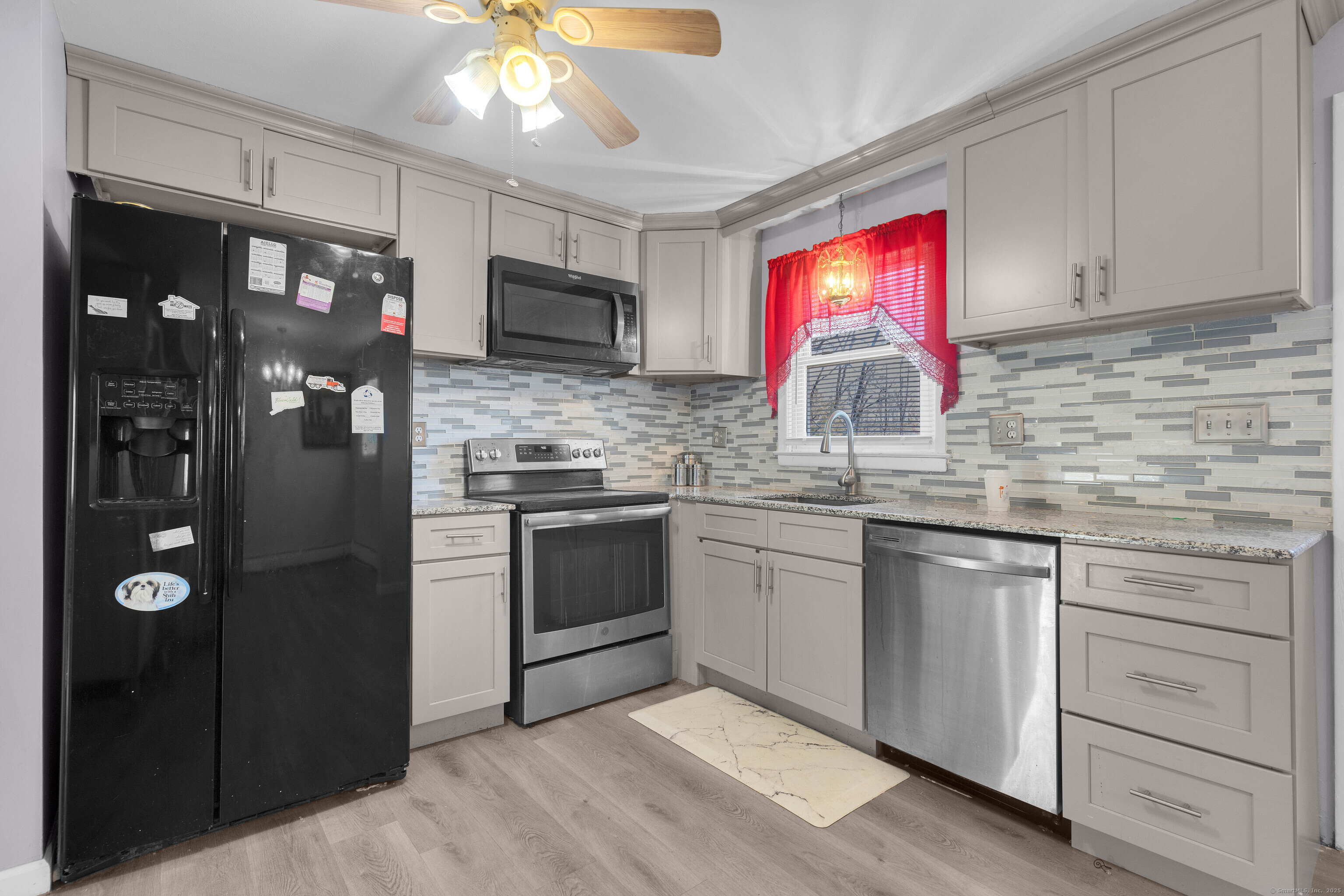 4 Alexander Road, Bloomfield, Connecticut image 7