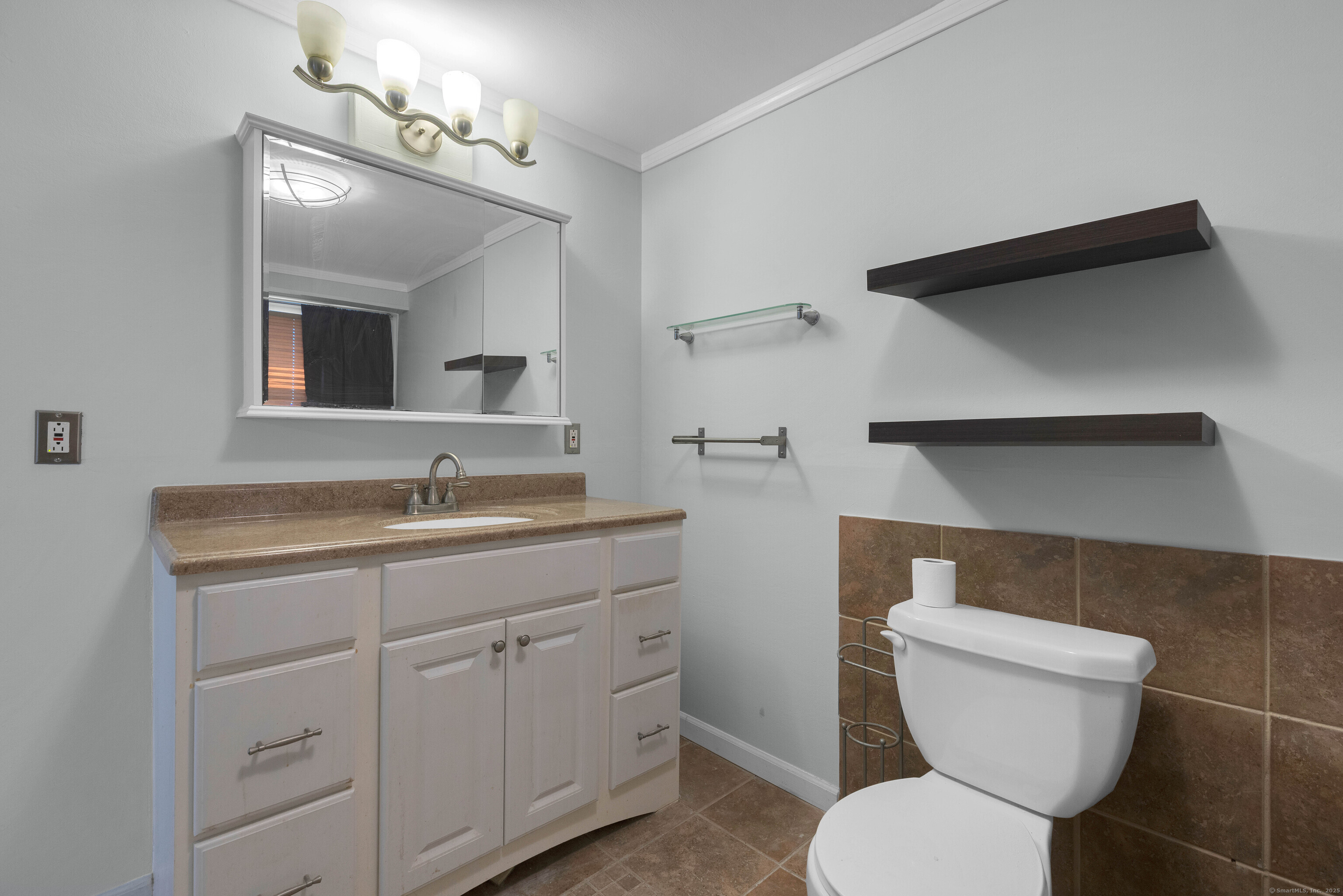4 Alexander Road, Bloomfield, Connecticut image 25