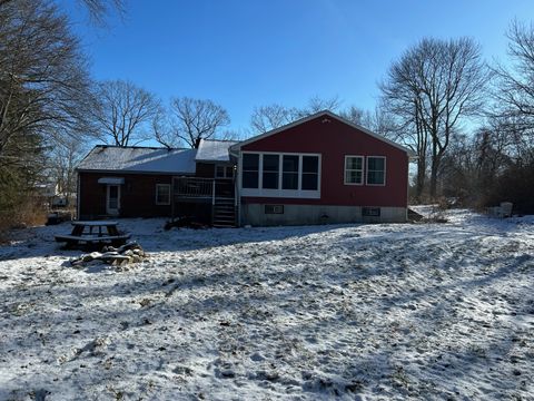 A home in Harwinton