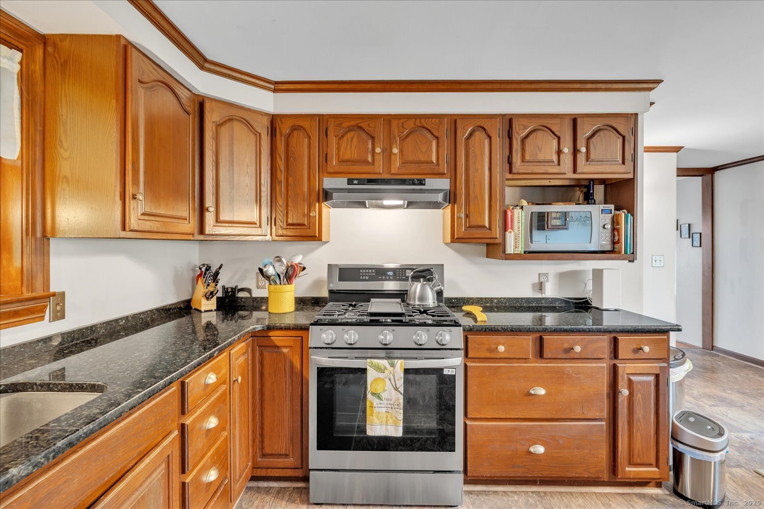 376 Parkside Drive, Warwick, Rhode Island image 16