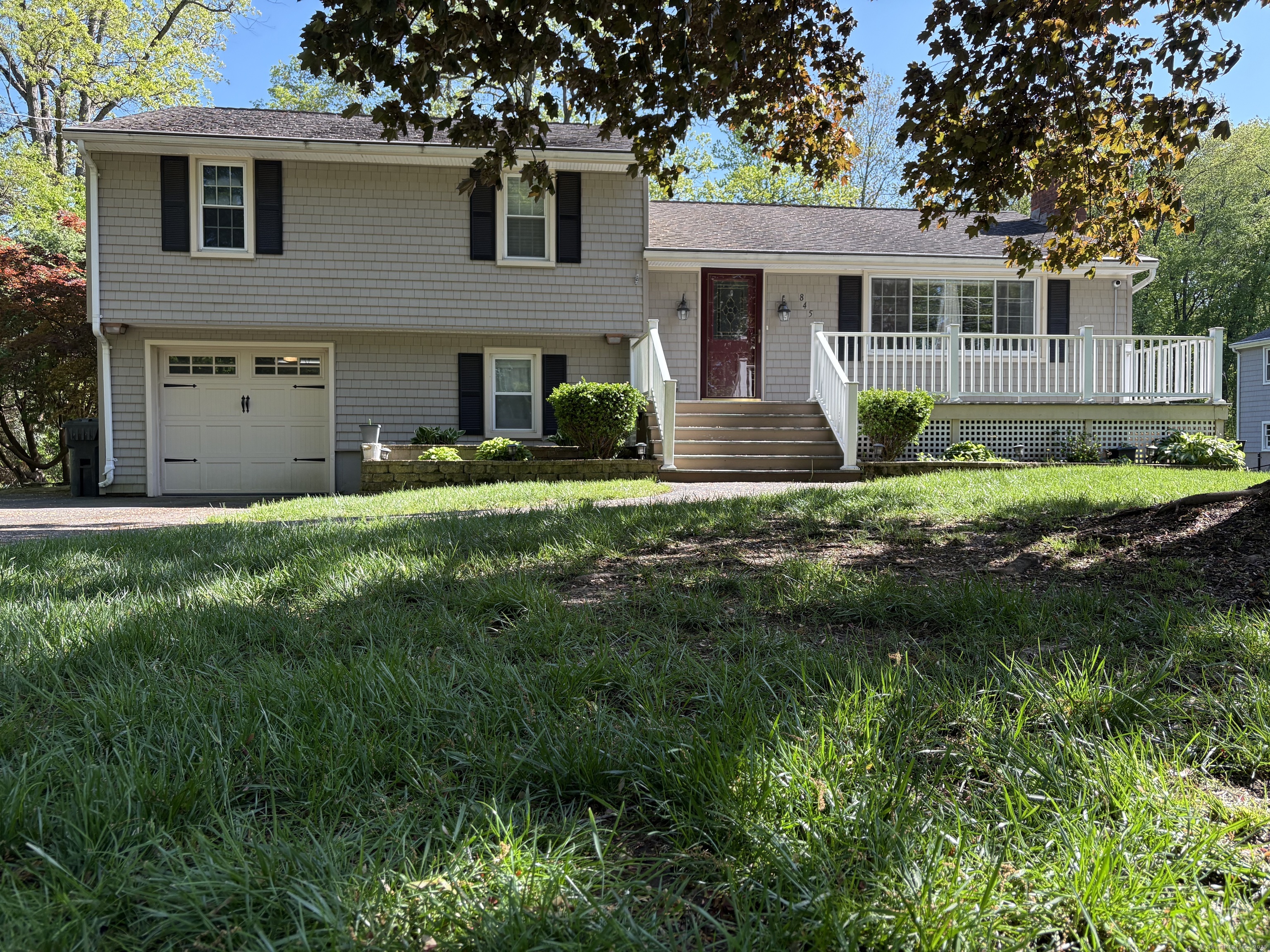 845 Bridge Street