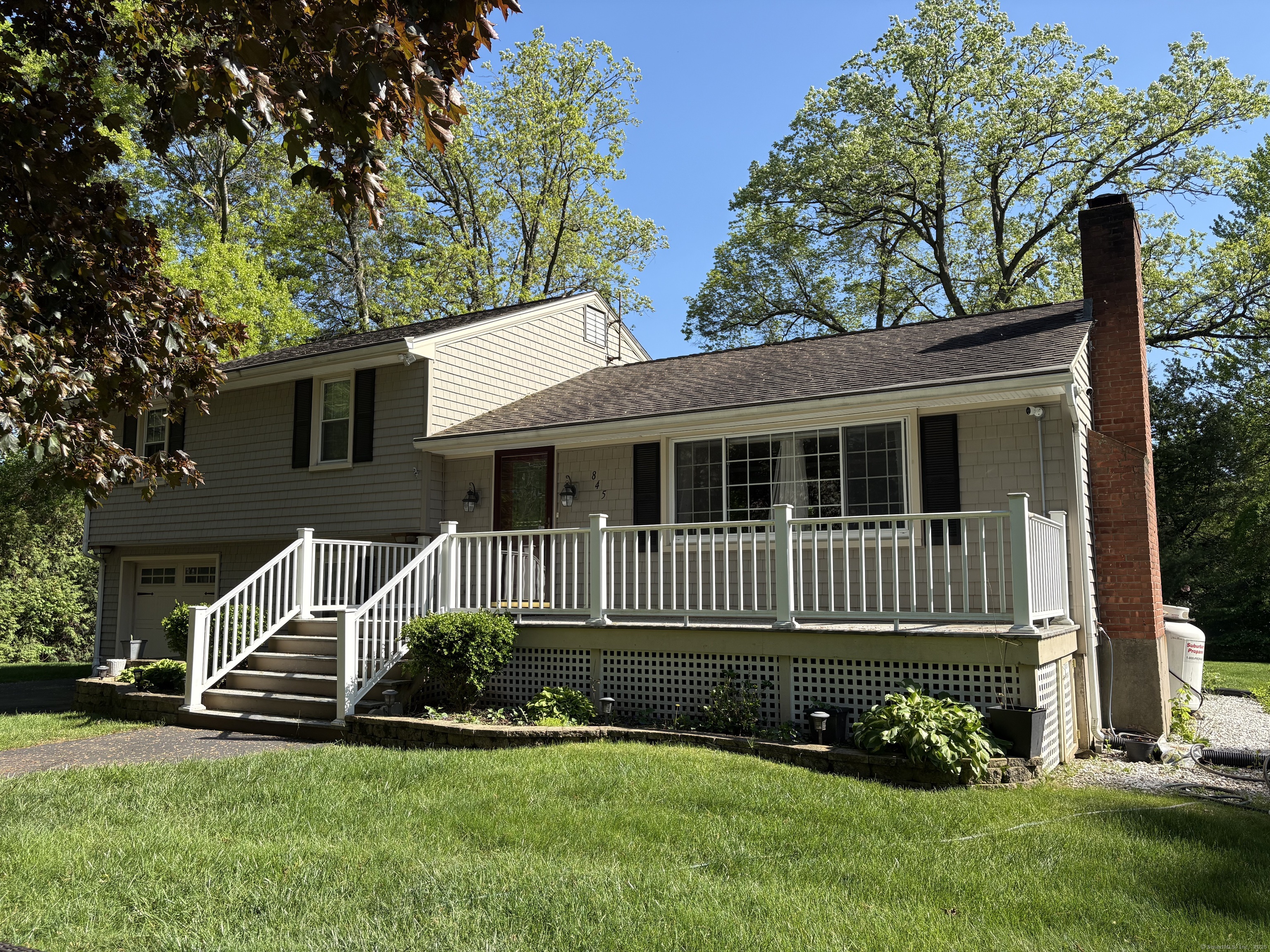 845 Bridge Street