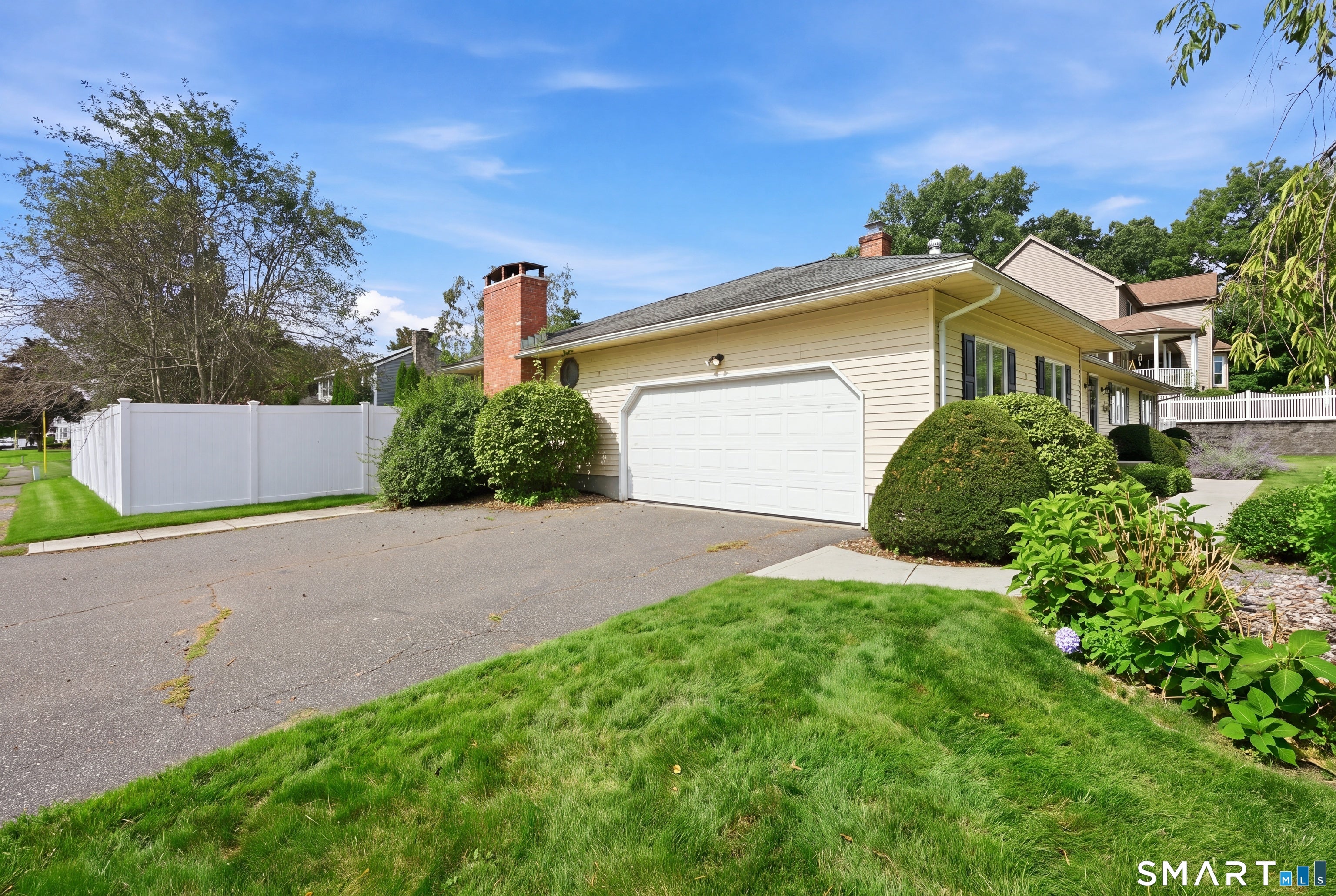169 SANDTRAP Way