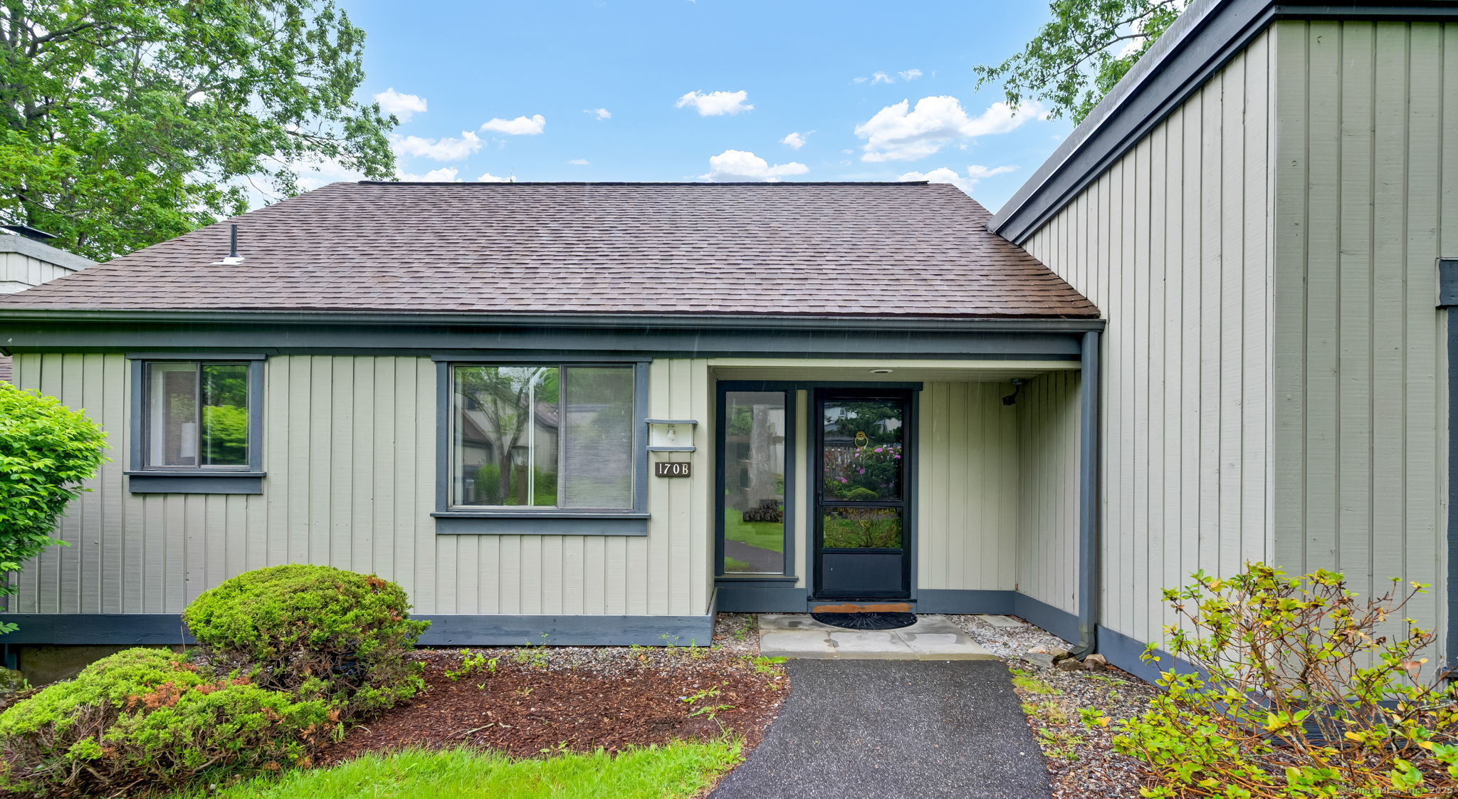 170 Heritage Village B