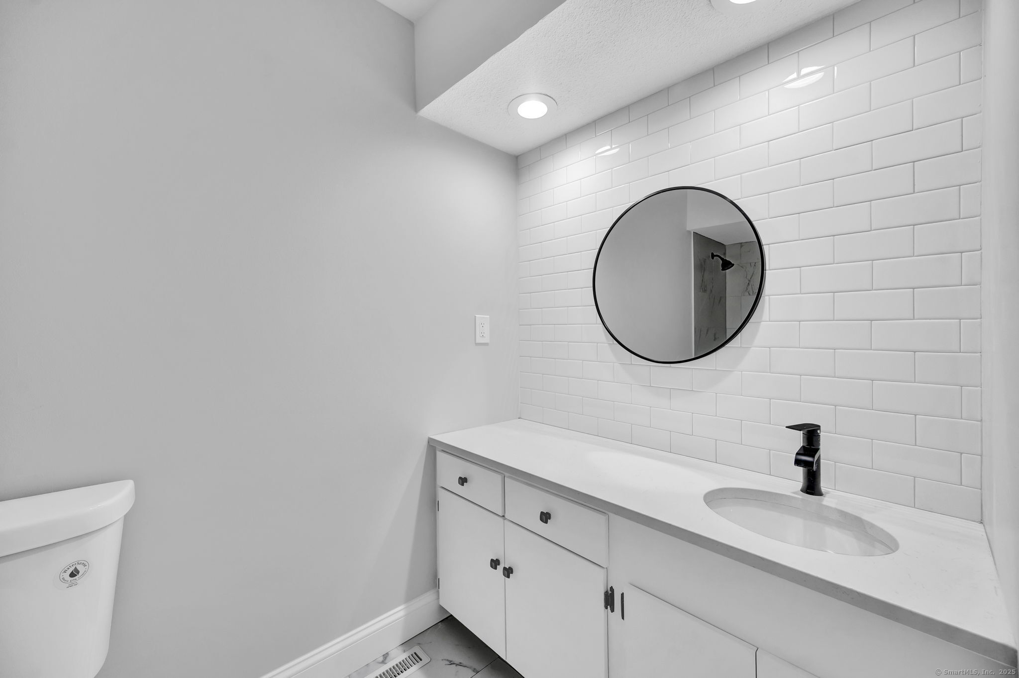 170 Heritage Village #B, Southbury, Connecticut image 21
