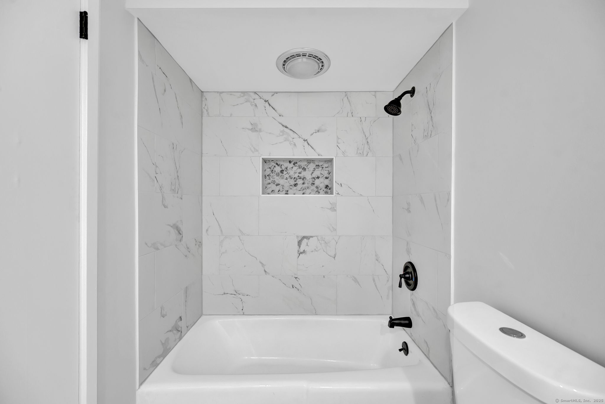 170 Heritage Village #B, Southbury, Connecticut image 22