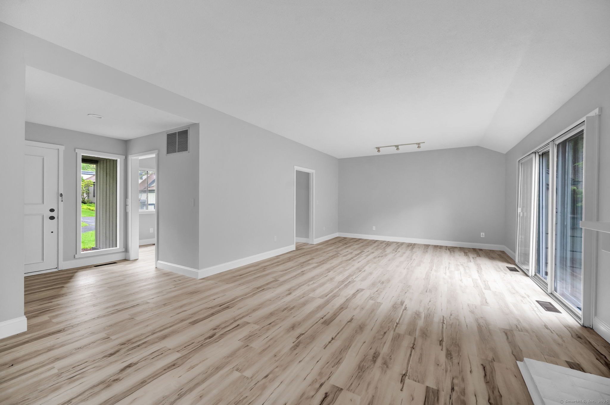 170 Heritage Village #B, Southbury, Connecticut image 13