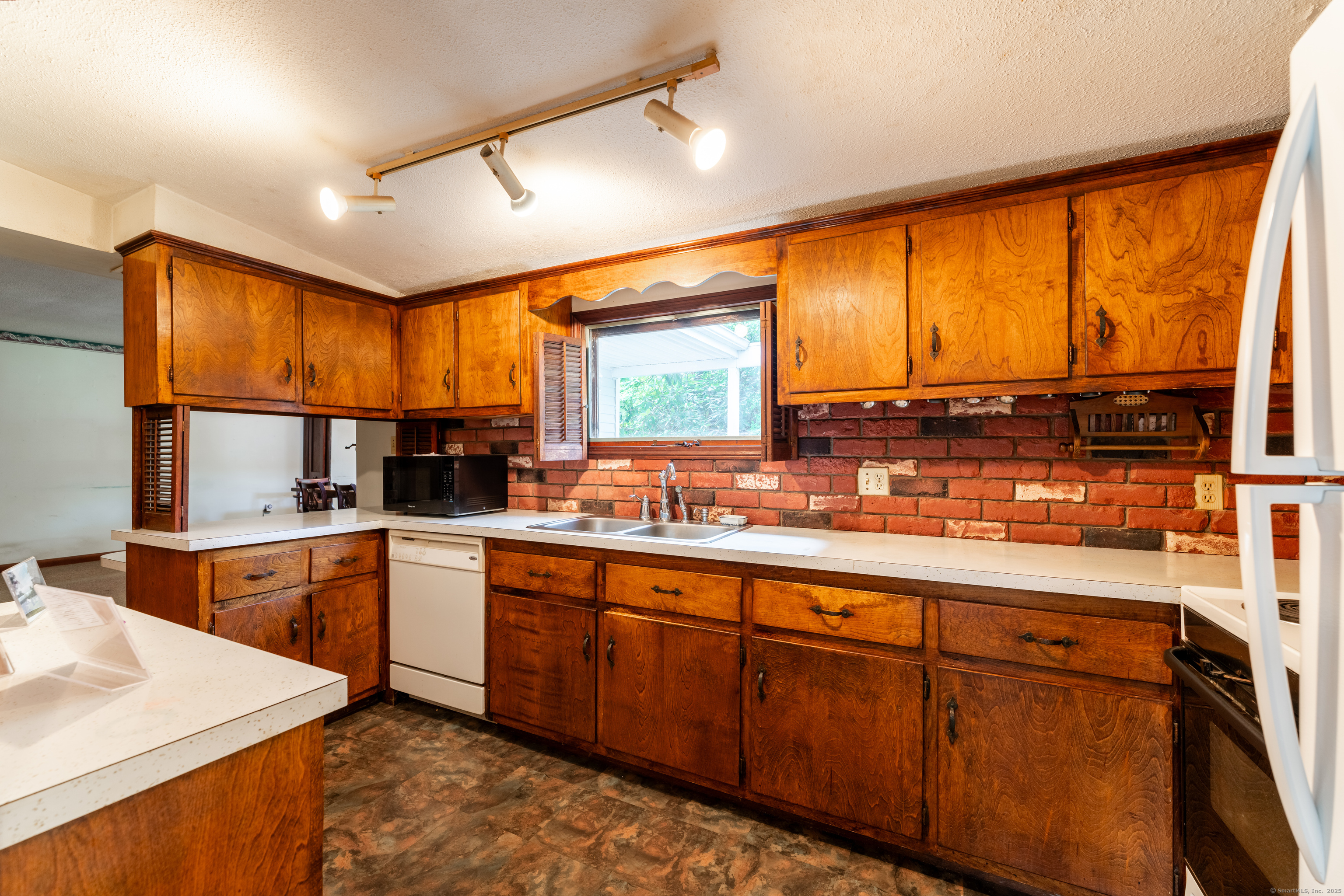 321 N Anguilla Road, Stonington, Connecticut image 23