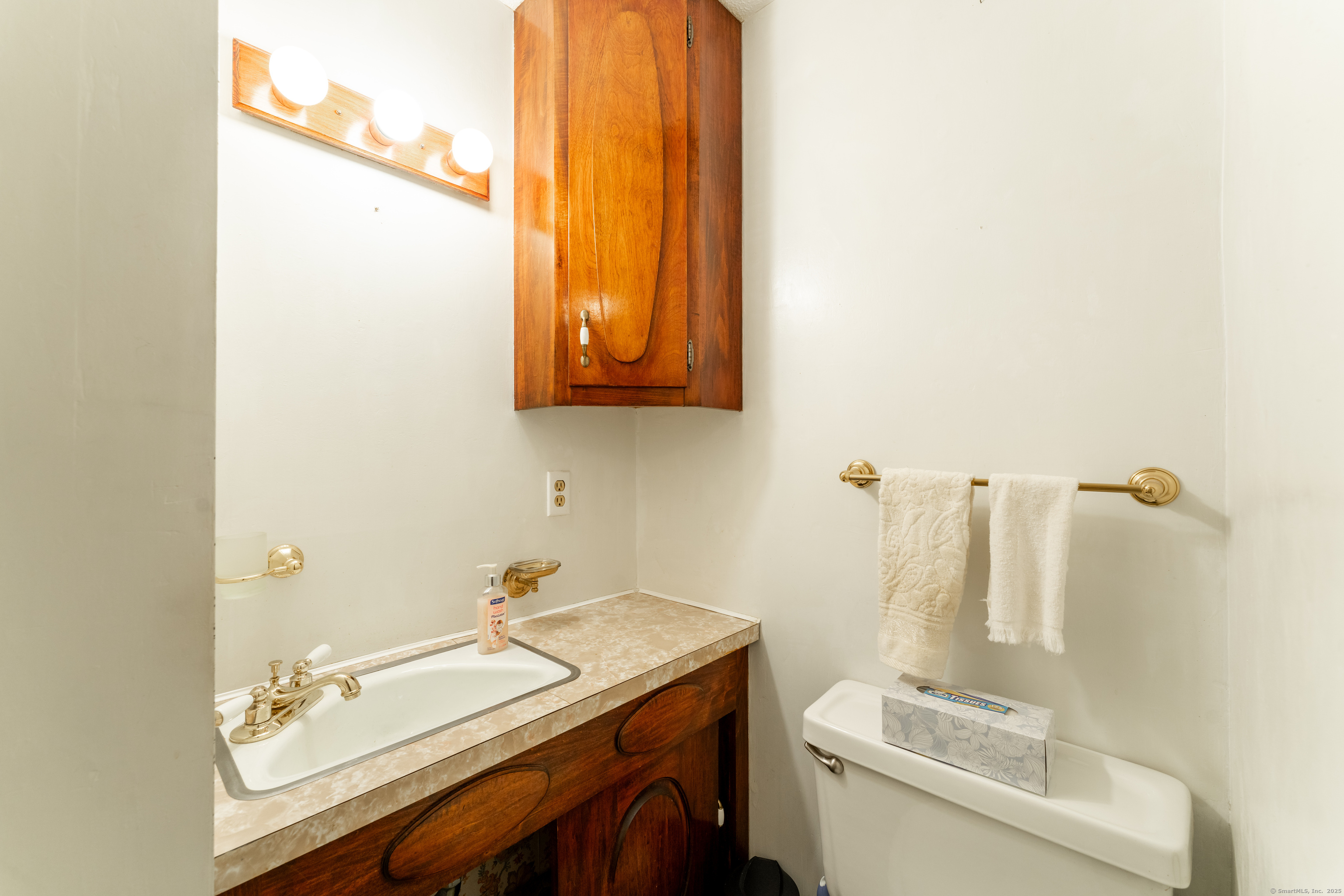 321 N Anguilla Road, Stonington, Connecticut image 32