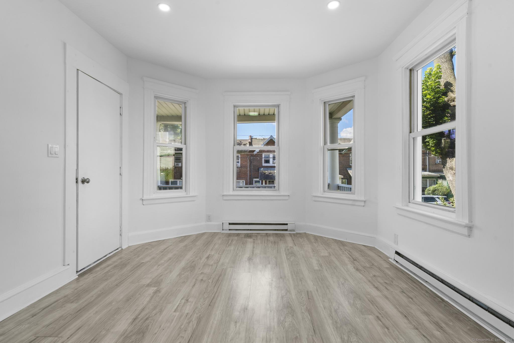 95 Oak Street