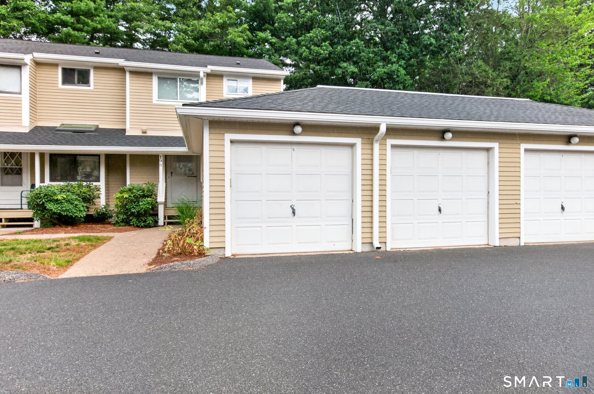 19 Wiggins Farm Drive E