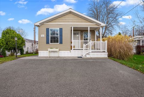 Photo of 53 Greenlawn Drive, Danbury, CT 06810 (MLS # 24142971)