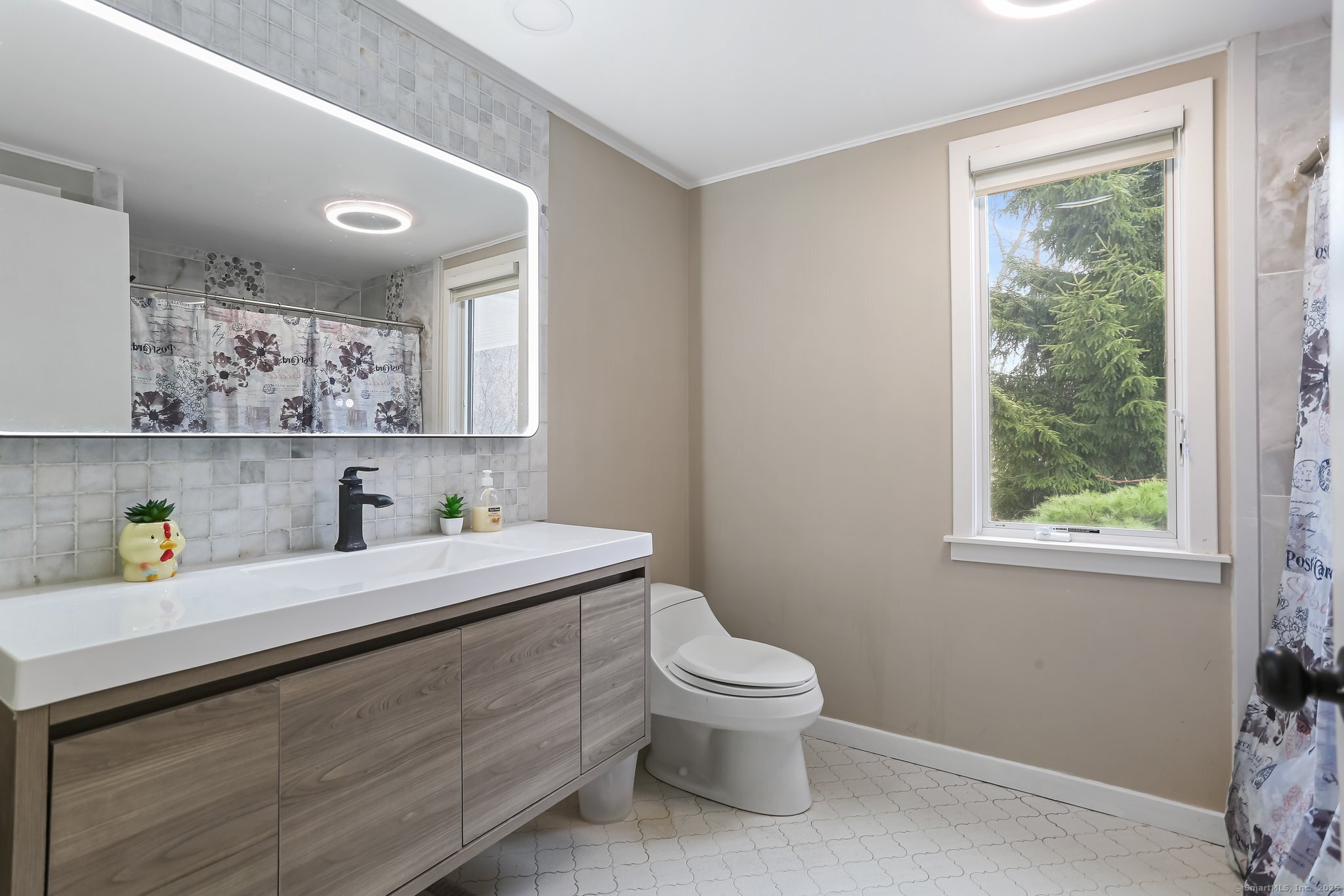 480 Riders Lane, Fairfield, Connecticut image 17