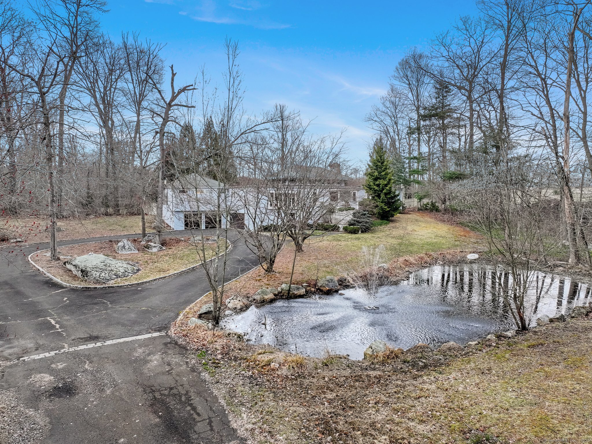 480 Riders Lane, Fairfield, Connecticut image 25