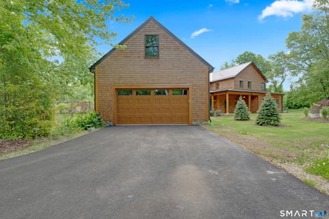 Homes For Sale - 158 W Quasset Road<br/> Woodstock, CT 06281