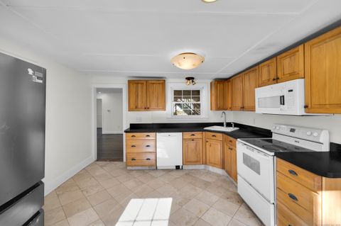 Tiny photo for 945 Glastonbury Turnpike, Portland, CT 06480 (MLS # 24137671)