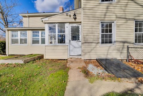 Tiny photo for 945 Glastonbury Turnpike, Portland, CT 06480 (MLS # 24137671)