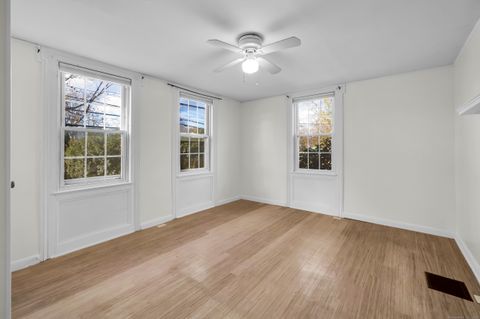 Tiny photo for 945 Glastonbury Turnpike, Portland, CT 06480 (MLS # 24137671)