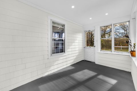 Tiny photo for 945 Glastonbury Turnpike, Portland, CT 06480 (MLS # 24137671)