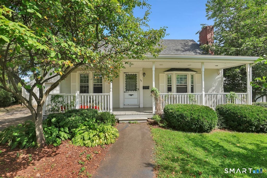 Photo of 33 Horton Road, Manchester, CT 06042 (MLS # 24204913)