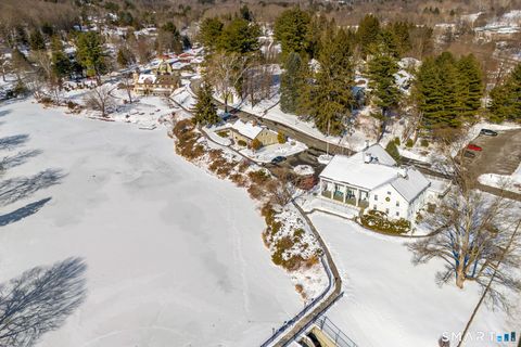 Tiny photo for 915 Heritage Village #A, Southbury, CT 06488 (MLS # 24148897)