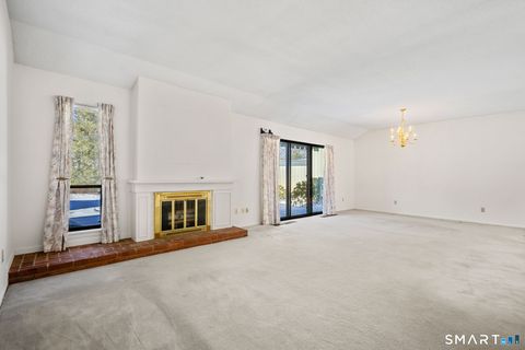 Tiny photo for 915 Heritage Village #A, Southbury, CT 06488 (MLS # 24148897)