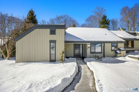 915 Heritage Village A Southbury CT 06488