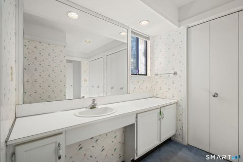 Tiny photo for 915 Heritage Village #A, Southbury, CT 06488 (MLS # 24148897)