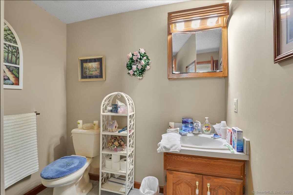 79 Carriage Drive, Meriden, Connecticut image 22