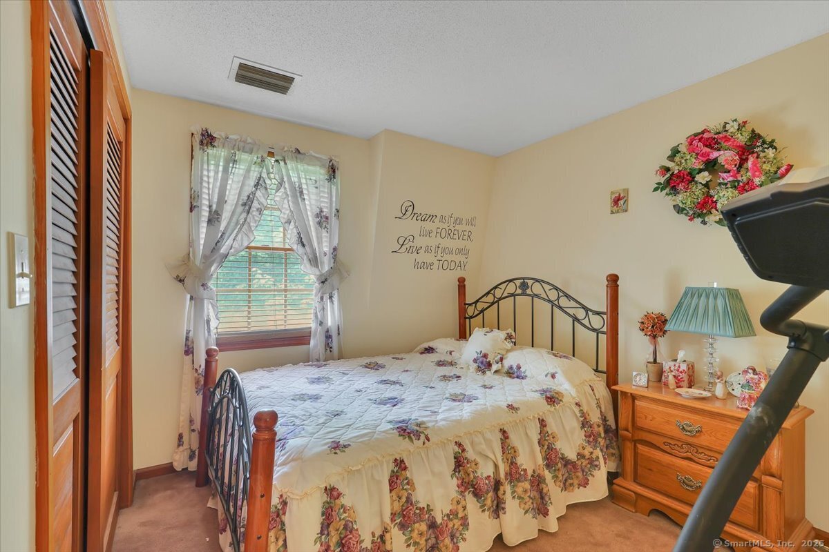 79 Carriage Drive, Meriden, Connecticut image 27