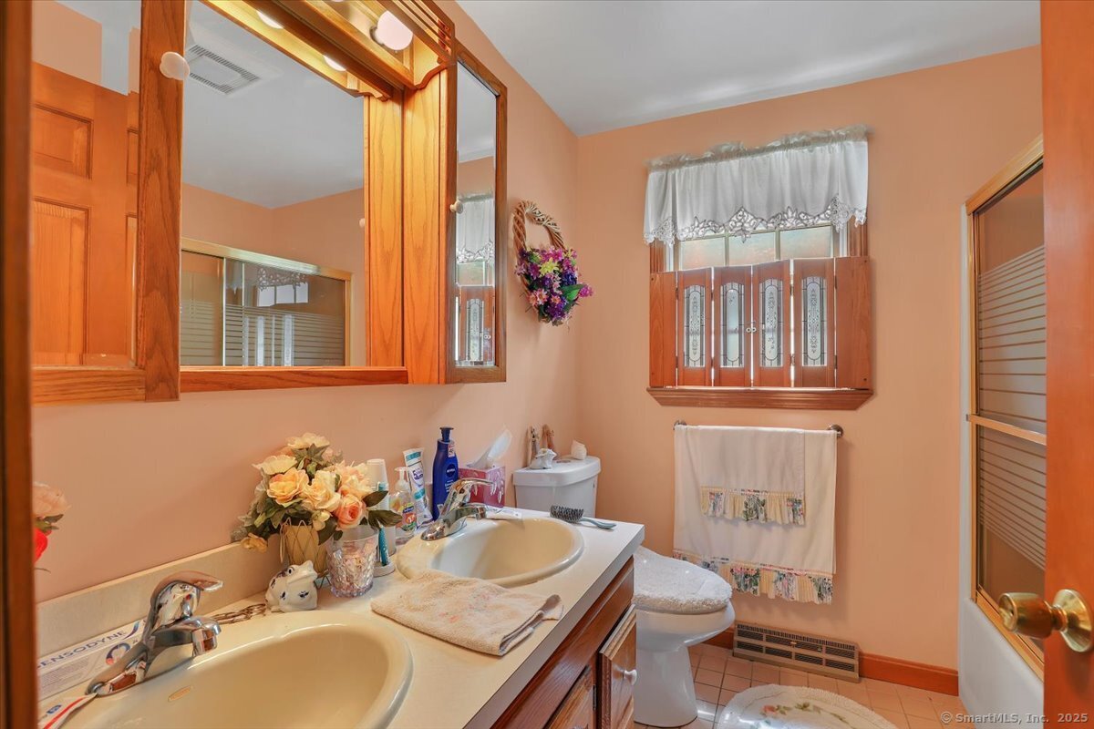 79 Carriage Drive, Meriden, Connecticut image 18