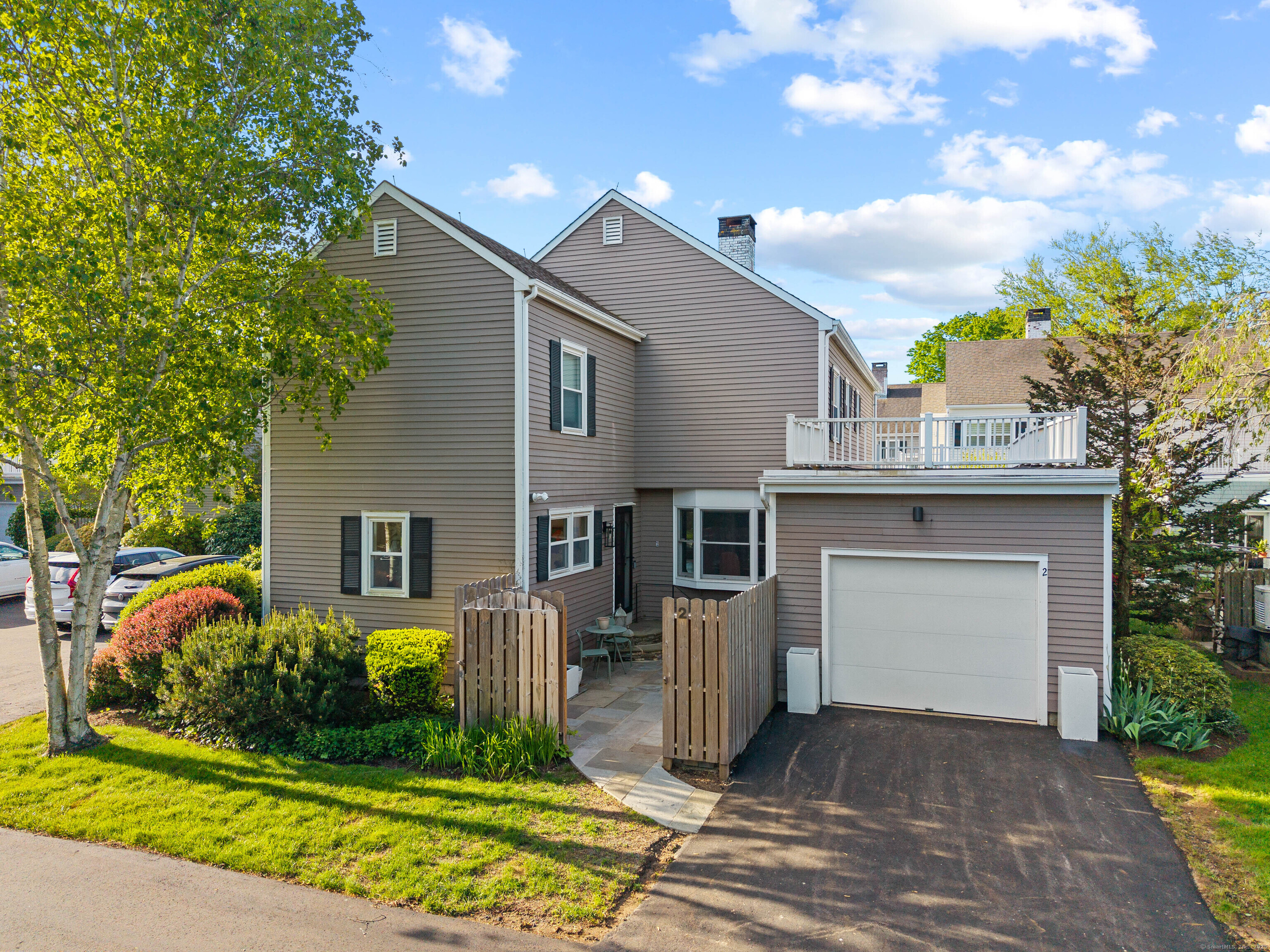 2 Quanaduck Cove Court 2