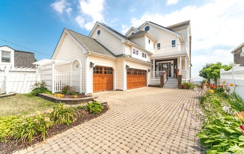 Photo of 167 Shore Road, Clinton, CT 06413 (MLS # 24161457)