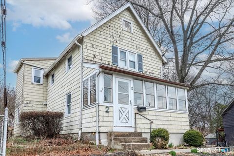 Photo of 2 Reeds Lane, Stratford, CT 06614 (MLS # 24155723)