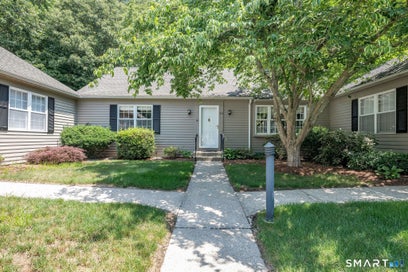 40 Hampshire Road 40 Madison CT 06443