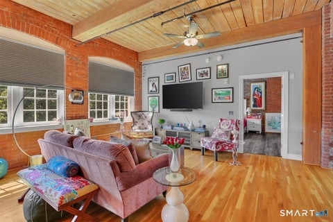 Tiny photo for 10 Main Street #211, Berlin, CT 06037 (MLS # 24204900)