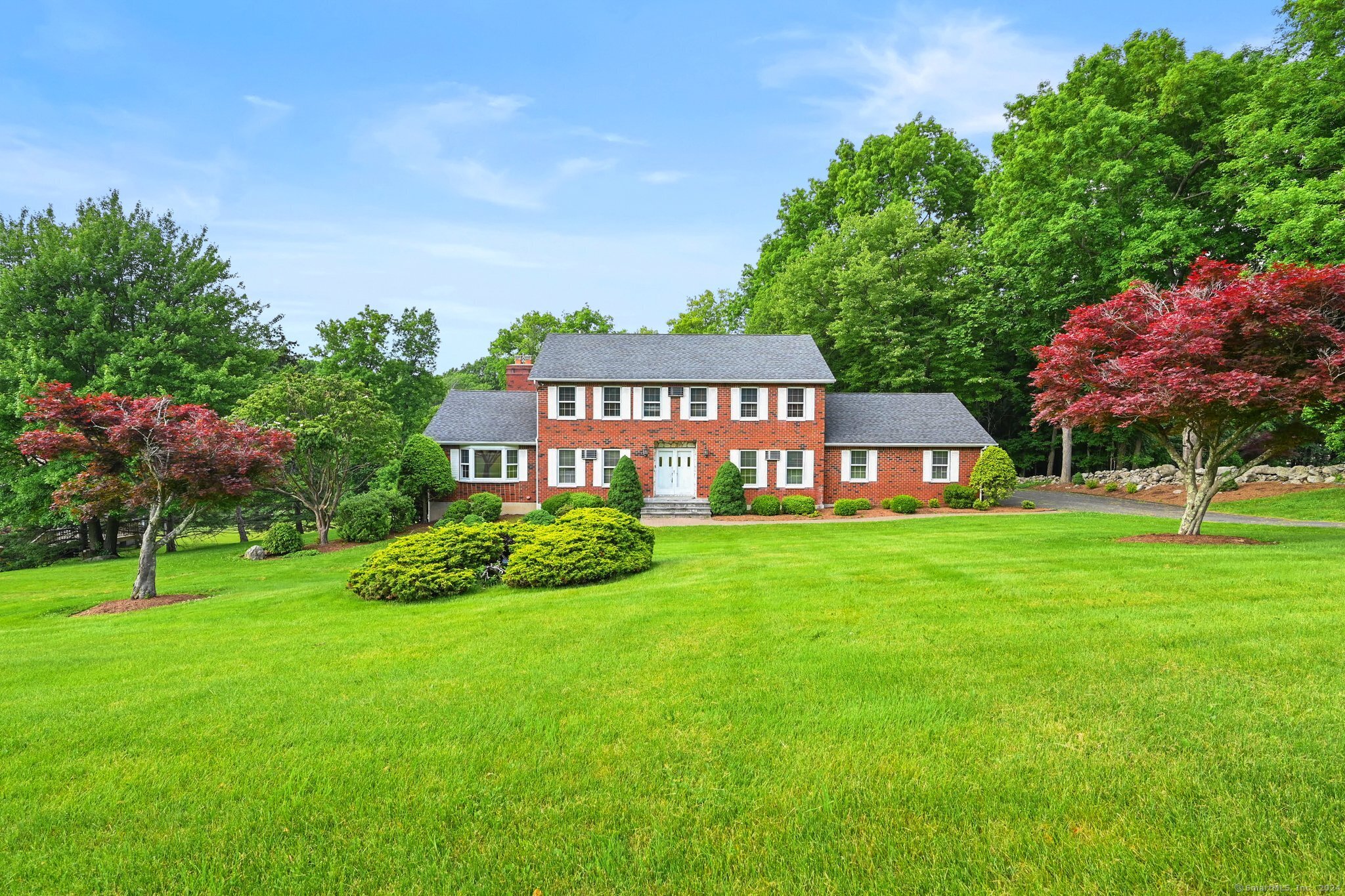 Property for Sale at 9 Carriage Lane, New Fairfield, Connecticut - Bedrooms: 4 
Bathrooms: 3 
Rooms: 8  - $679,900