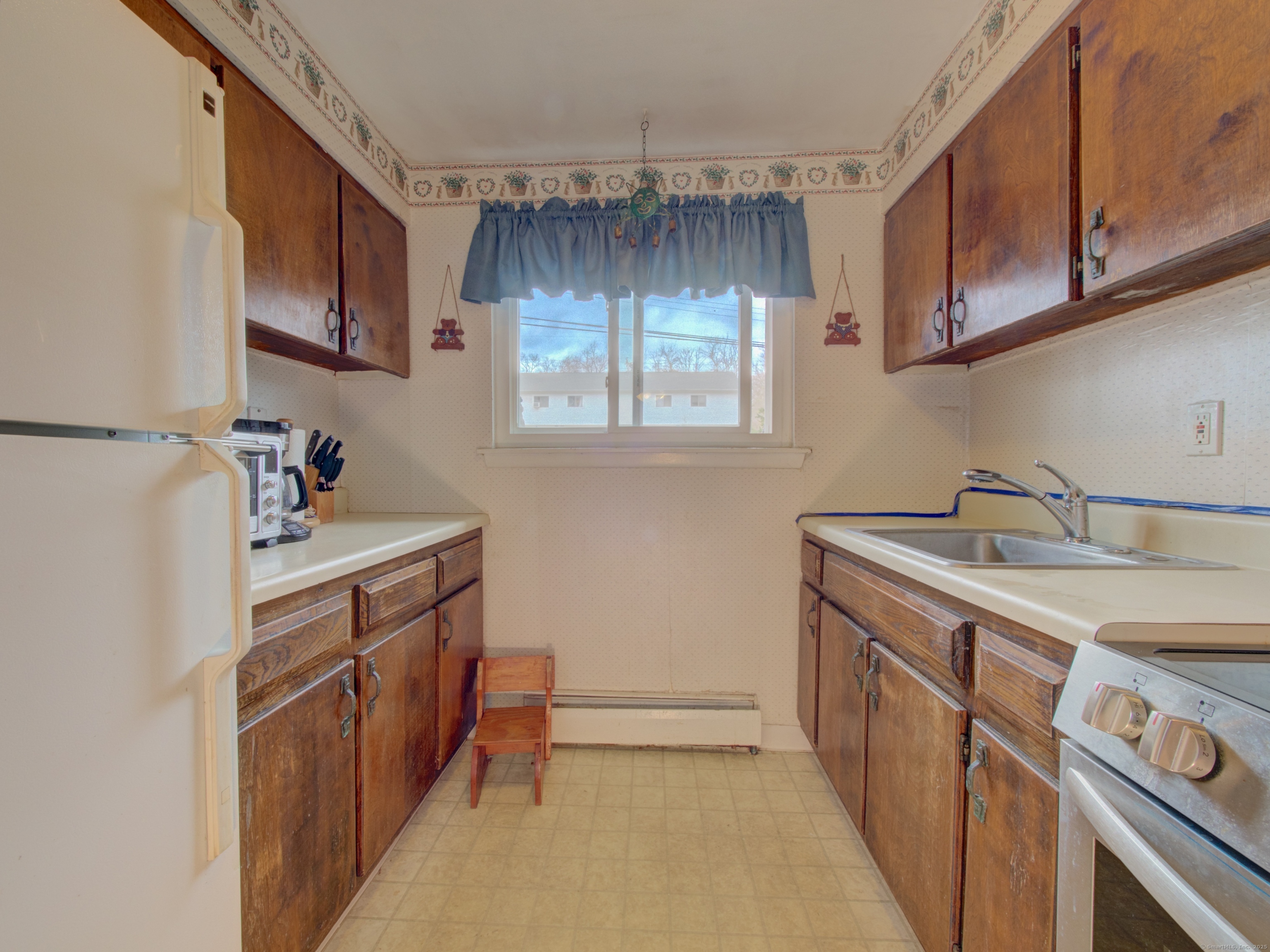 27 Allen Drive #APT A, Montville, Connecticut image 7