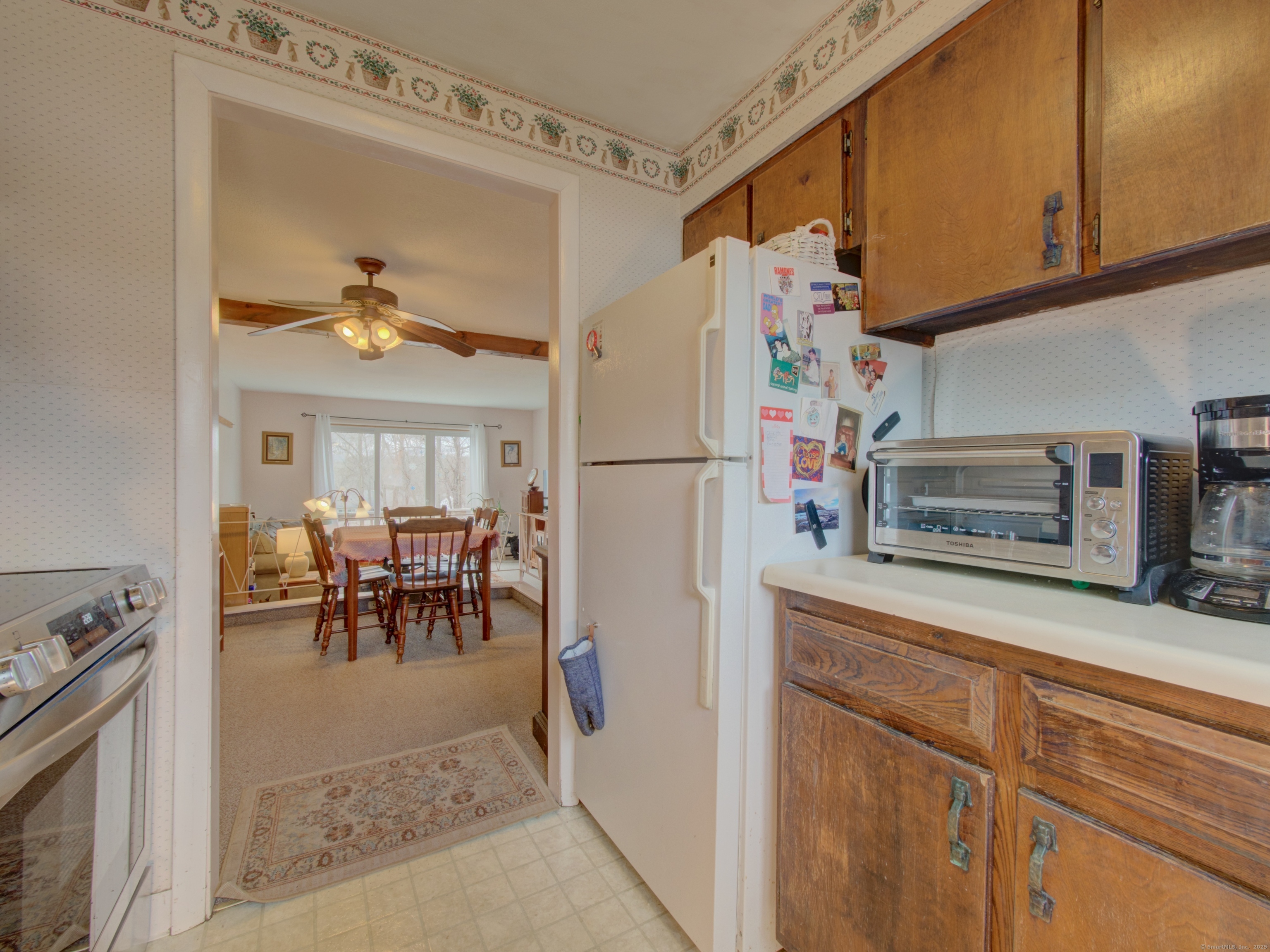 27 Allen Drive #APT A, Montville, Connecticut image 8
