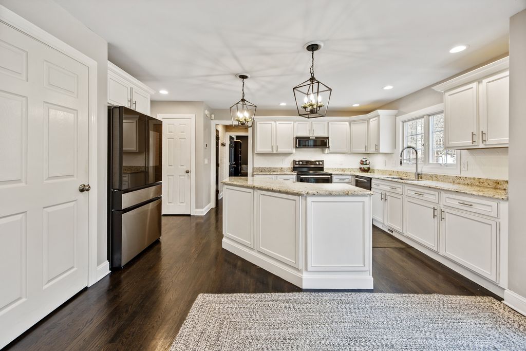 Photo of 34 Yogananda Street, Newtown, CT 06482 (MLS # 24142456)