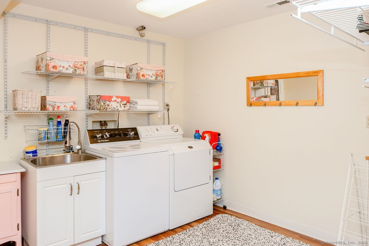 18 Chestnut Lane, Wallingford, Connecticut image 32