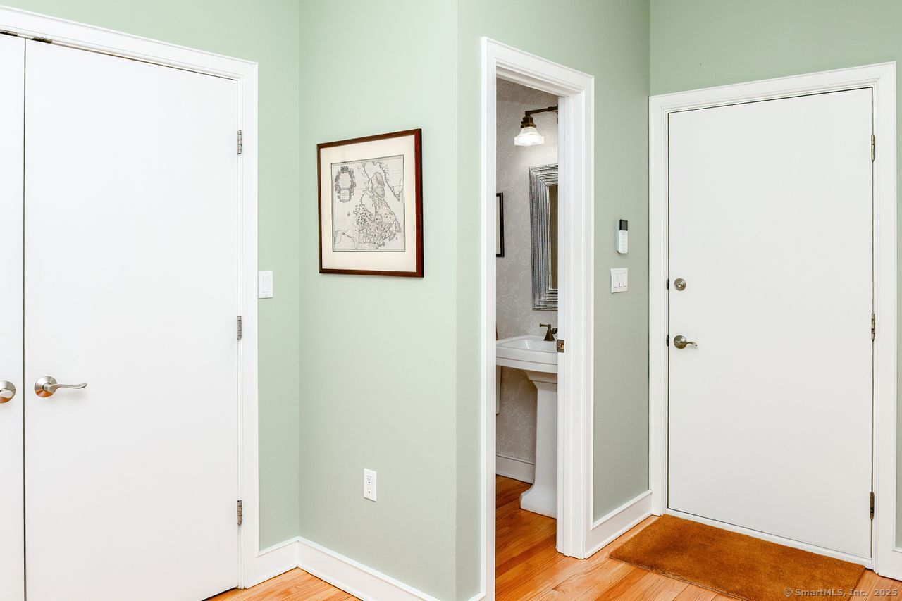 18 Chestnut Lane, Wallingford, Connecticut image 33