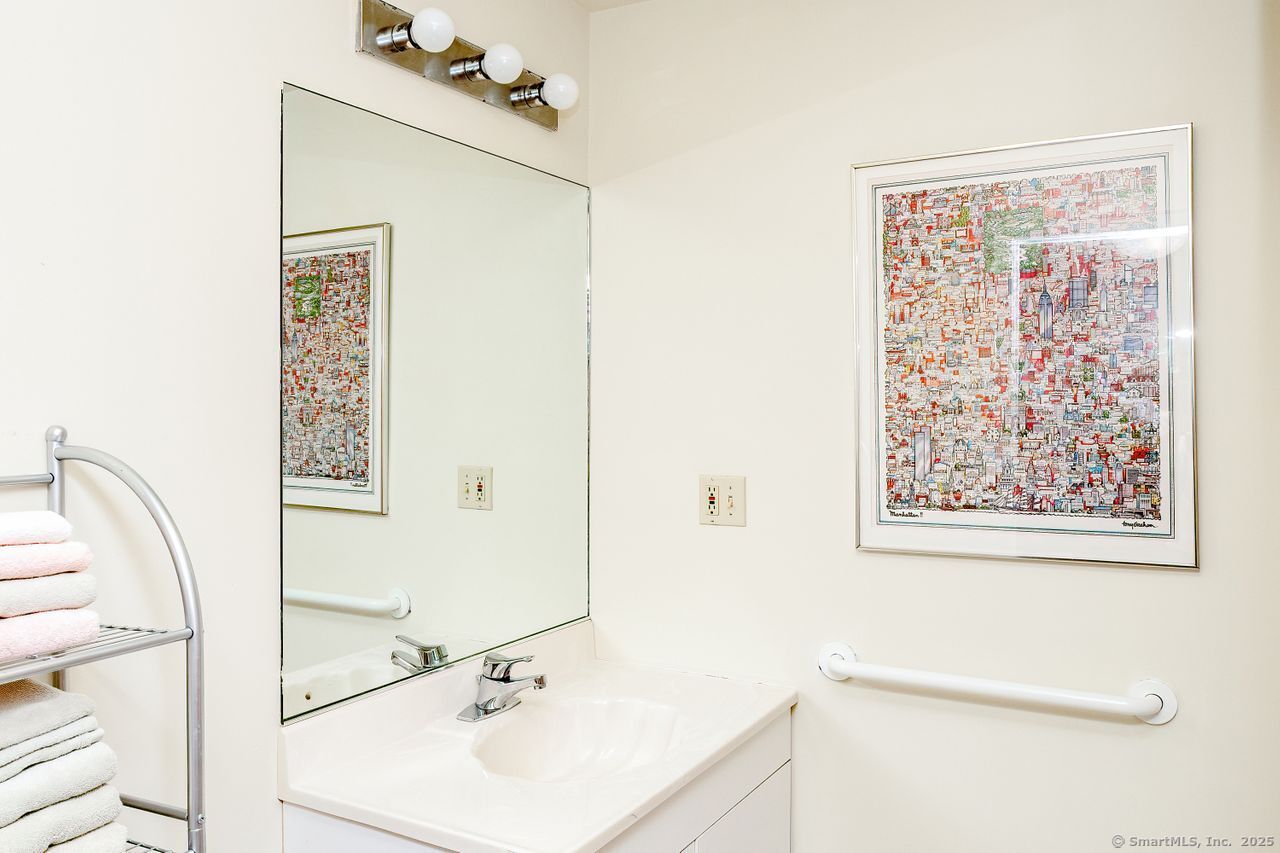 18 Chestnut Lane, Wallingford, Connecticut image 31